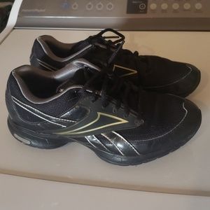 Reebok easy tone 8.5